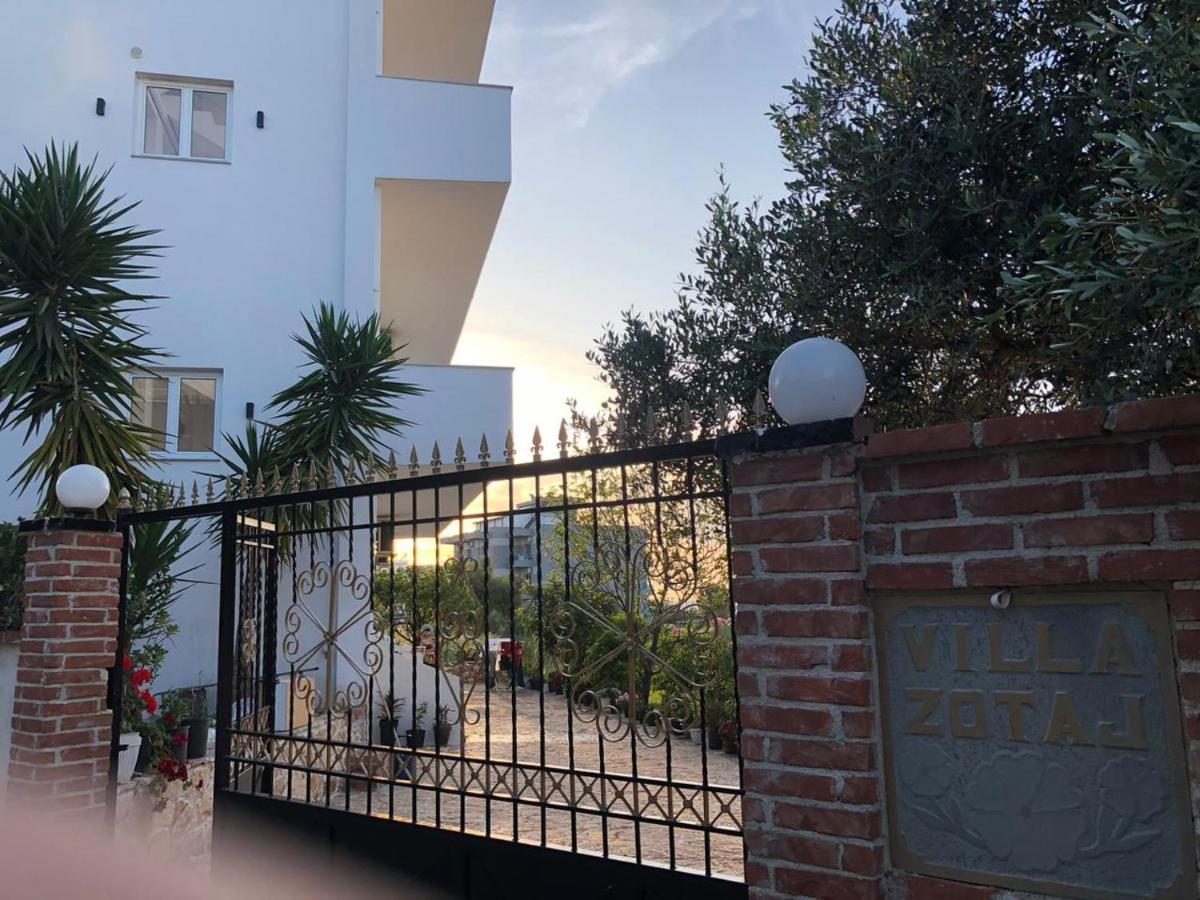 Villa Zotaj 卡萨米尔 外观 照片